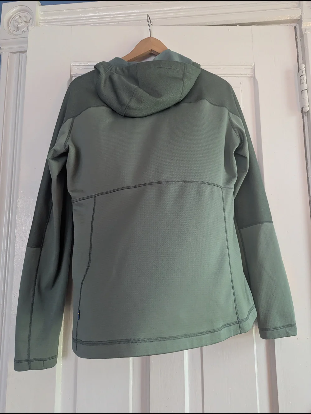 Fjallraven Women's Abisko Trail Fleece, Patina Green, XL (or looser Medium) - Picture 10 of 11